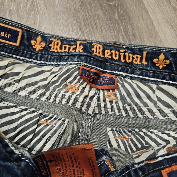 Rock Revival Clair Crop Size 32 - Picture 10 of 16
